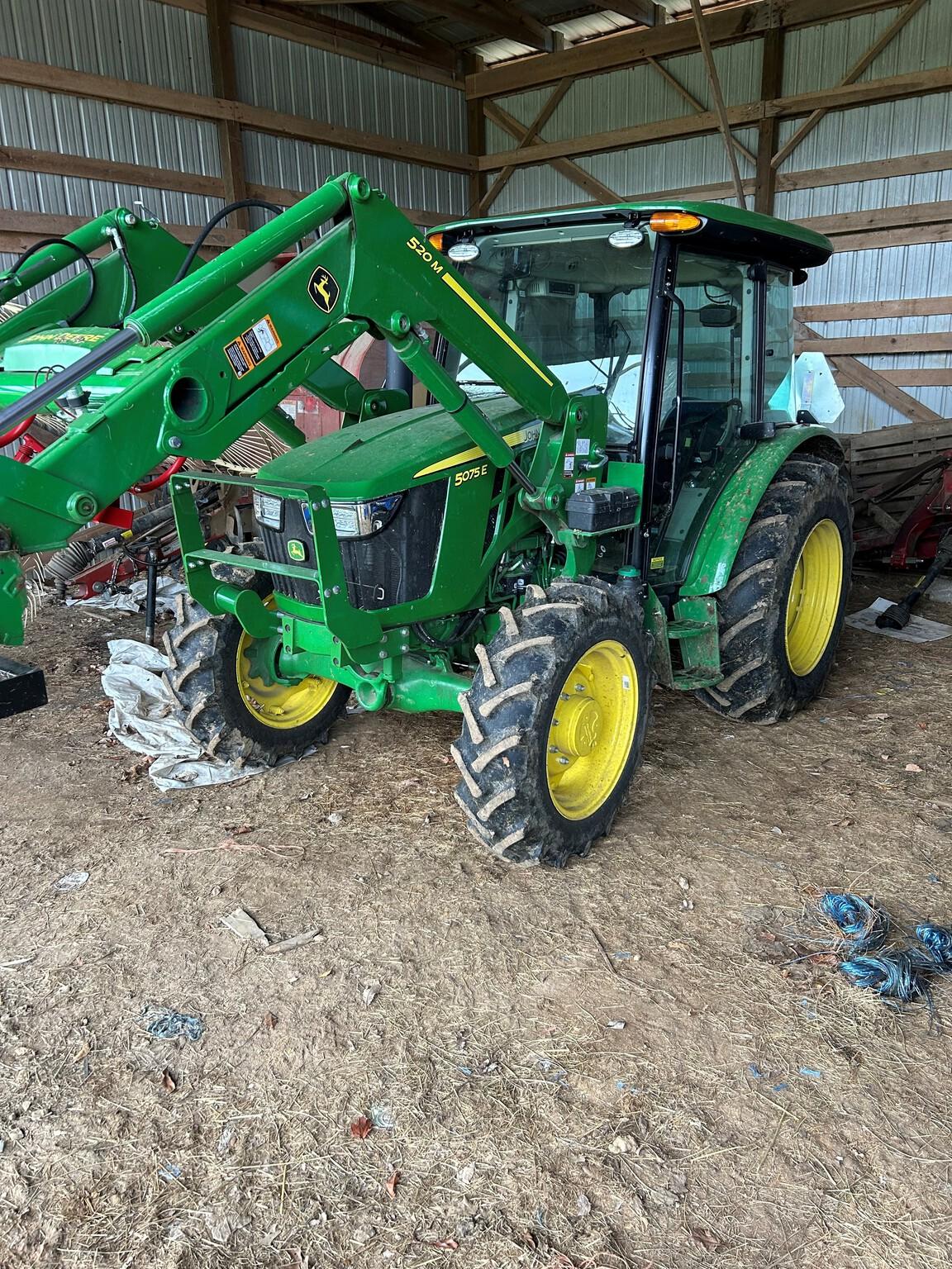 2023 John Deere 5075E Cab Image