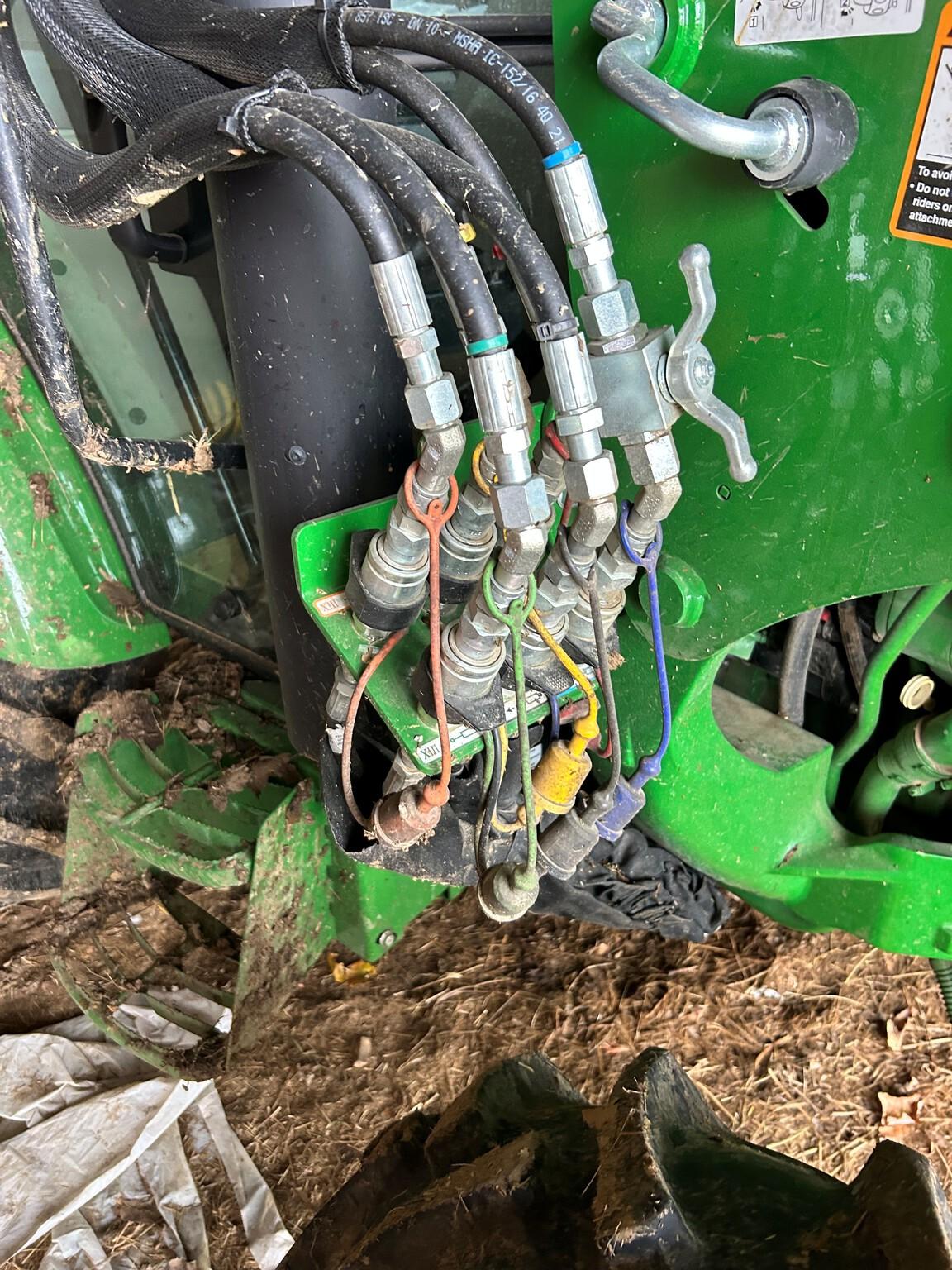 2023 John Deere 5075E Cab Image