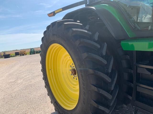 2024 John Deere 8R 410 Image