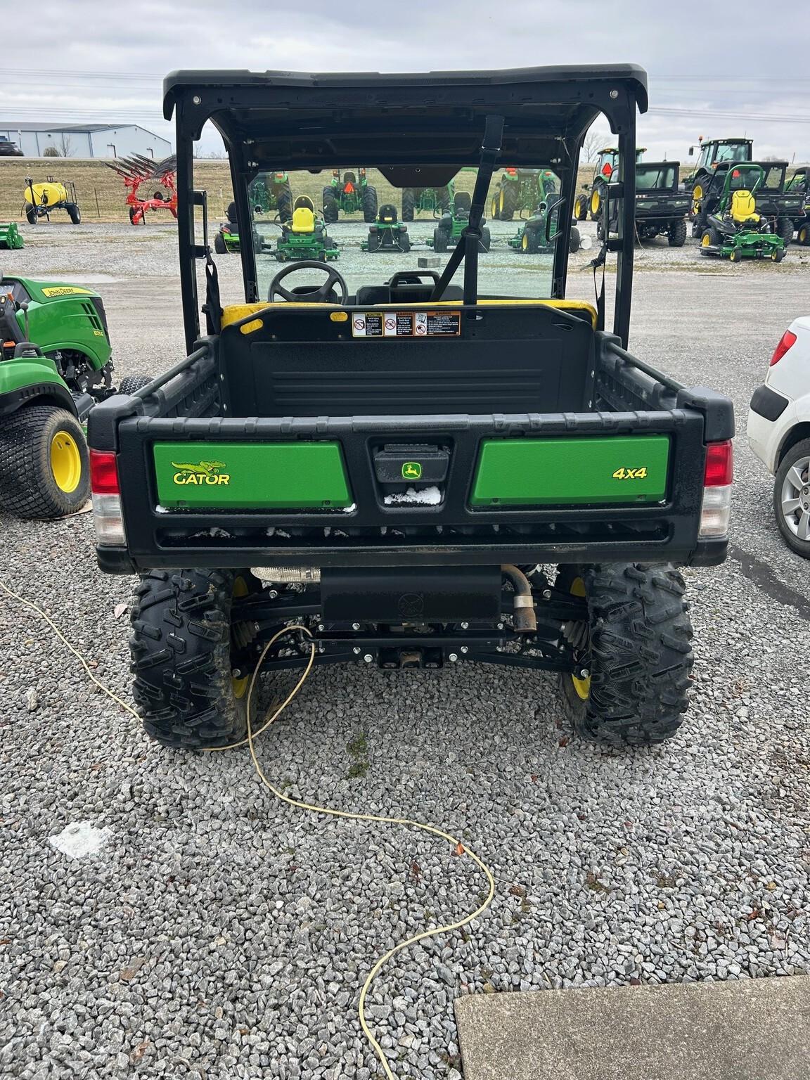 2022 John Deere XUV 835M Image