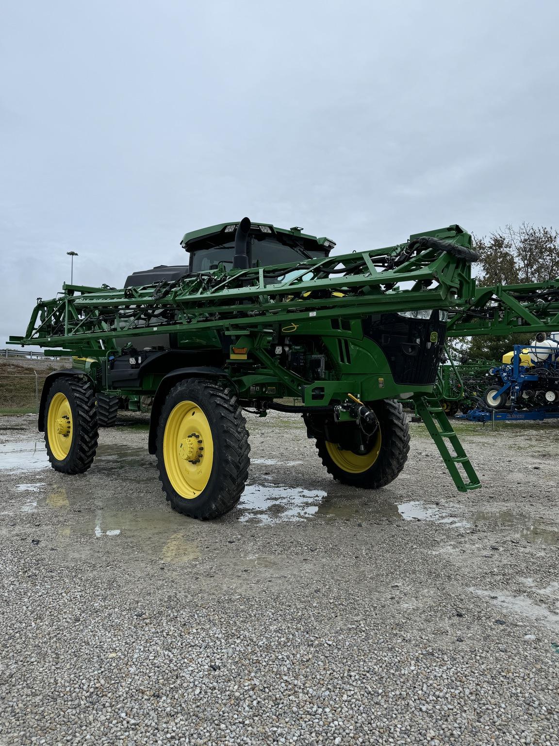 2022 John Deere 412R