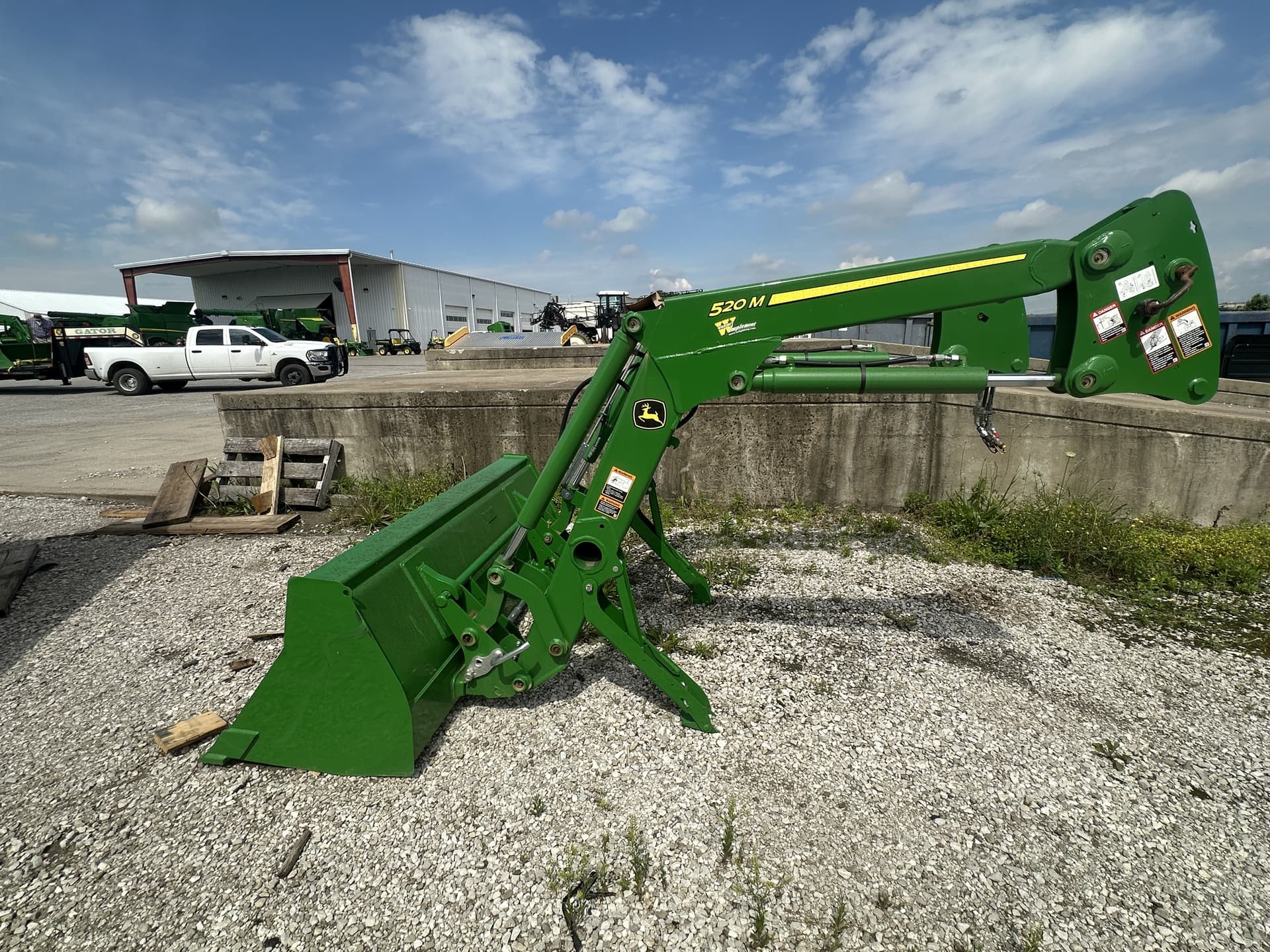 2022 John Deere 520M Image