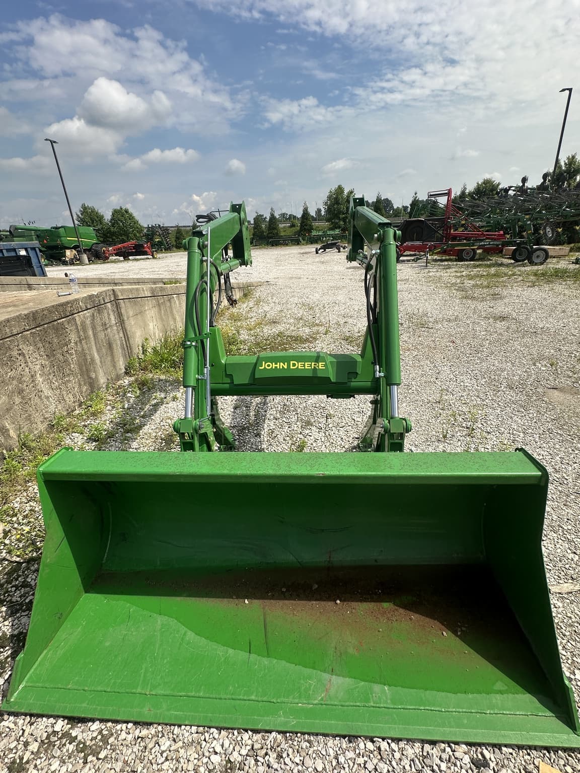 2022 John Deere 520M Image