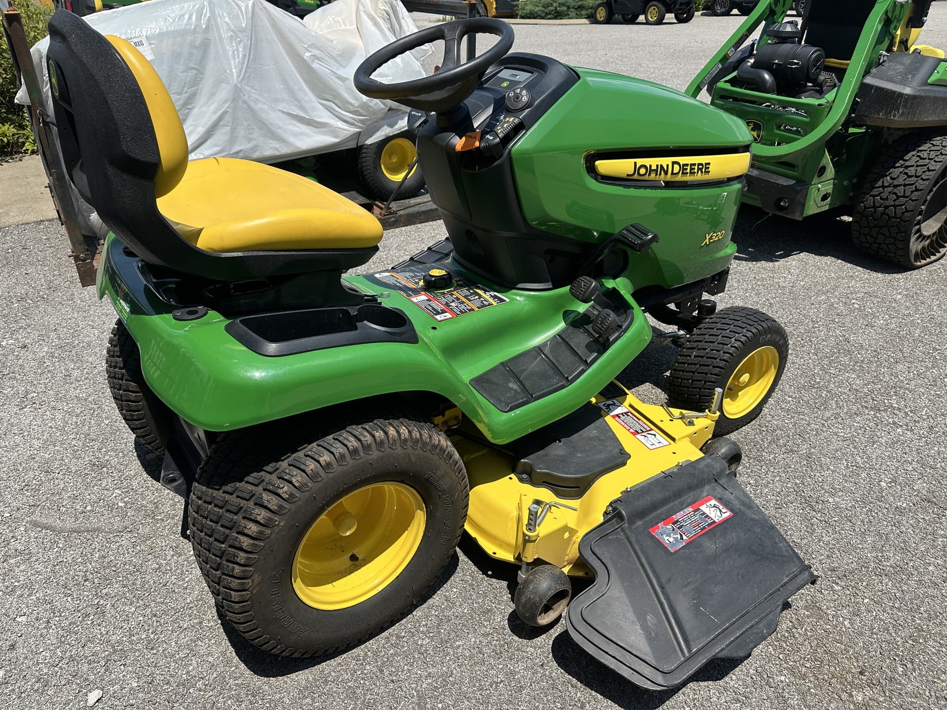 2011 John Deere X320 Image