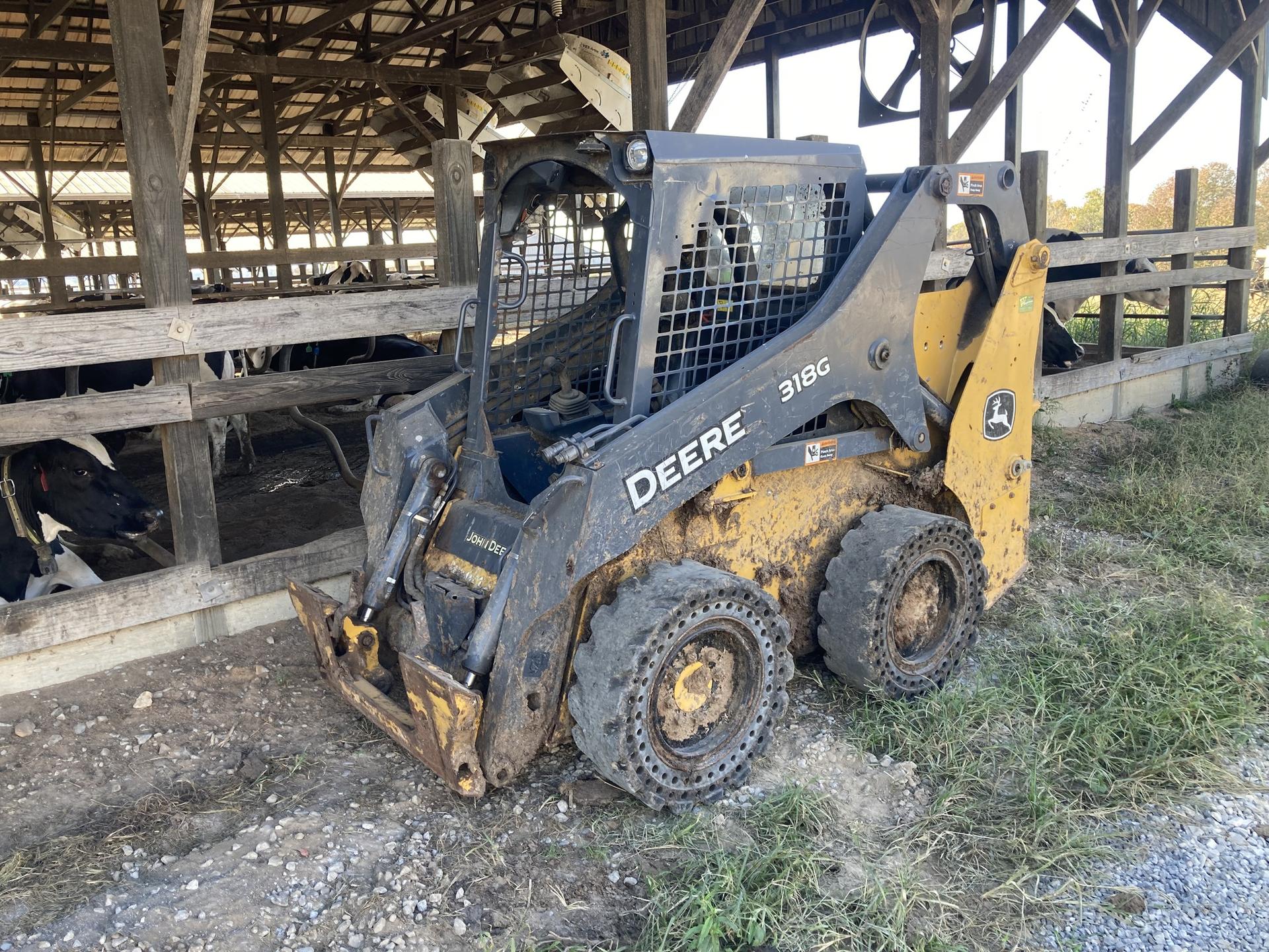 2018 John Deere 318G Image