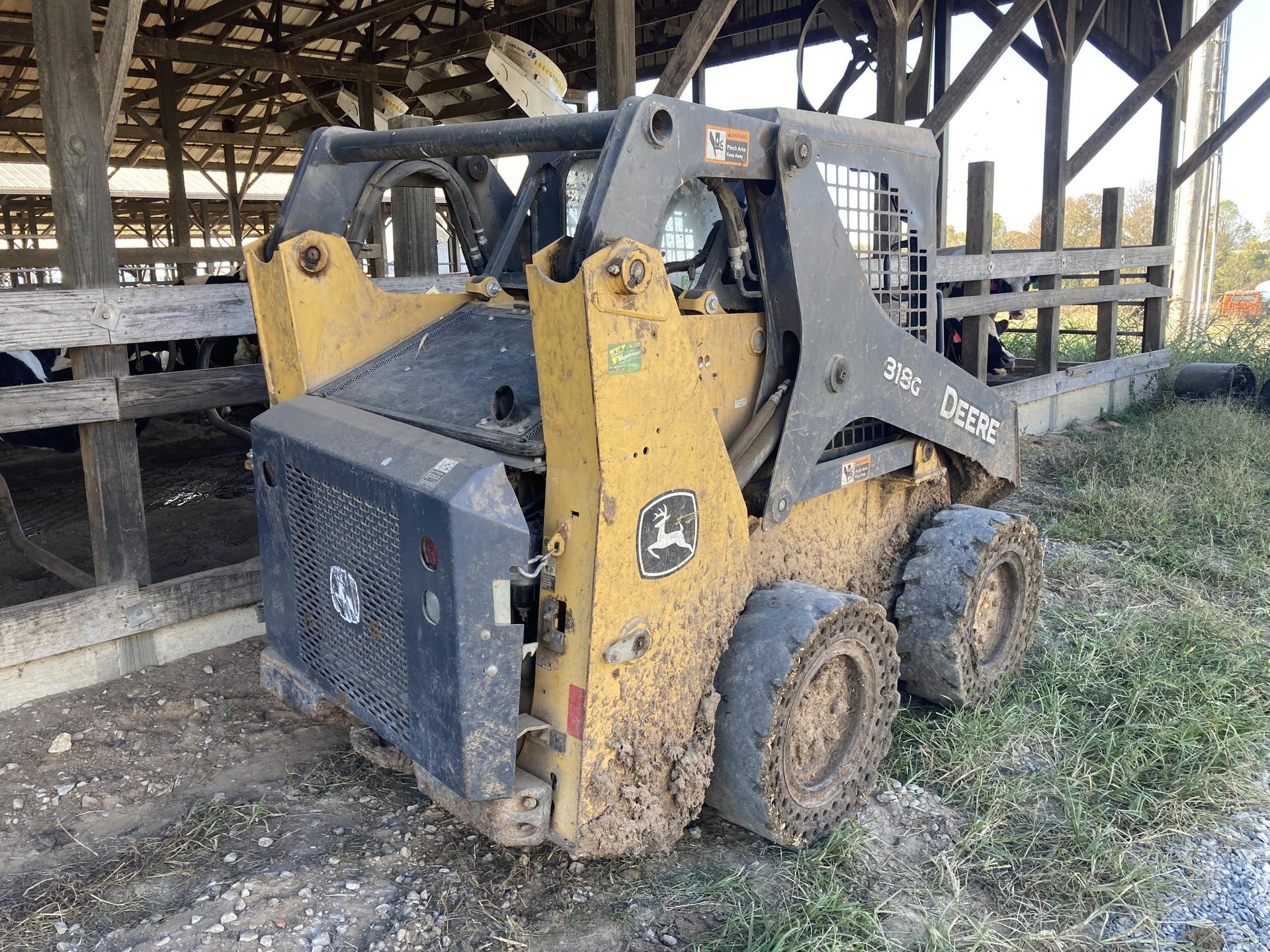 2018 John Deere 318G Image