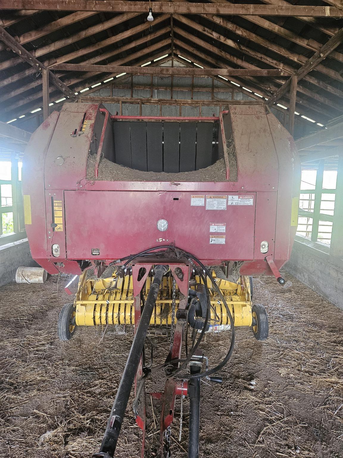 2013 New Holland BR7060