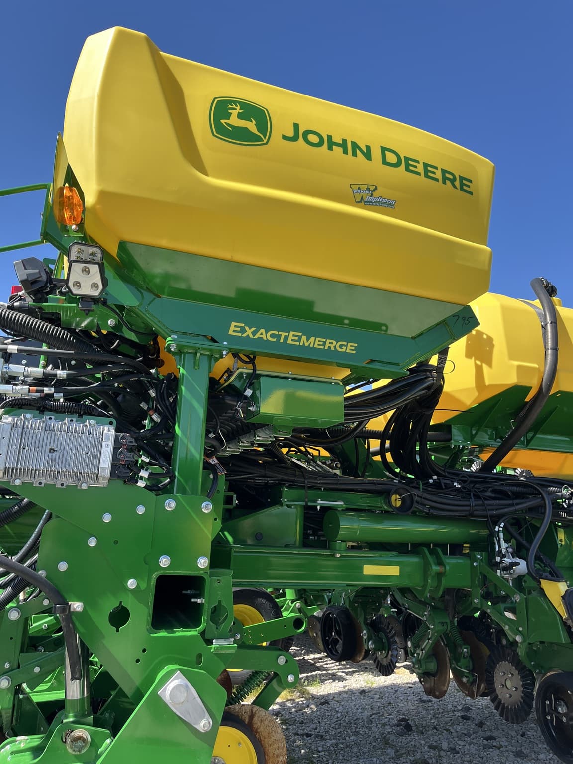 2023 John Deere 1775NT