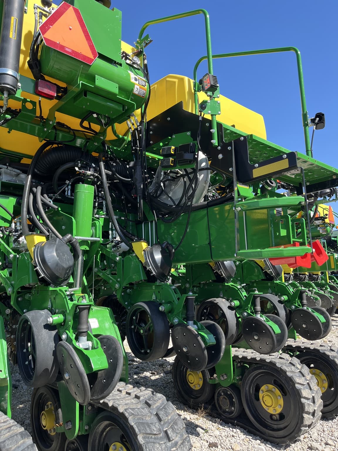 2023 John Deere 1775NT Image