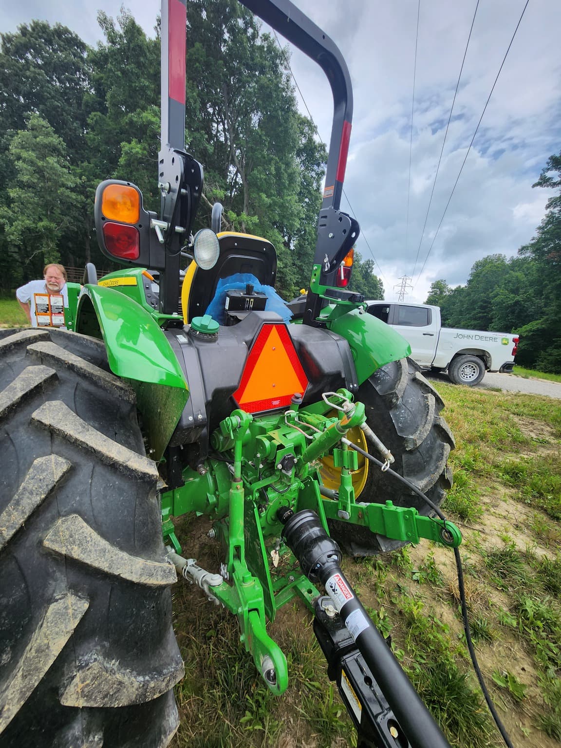 2024 John Deere 5067E Image