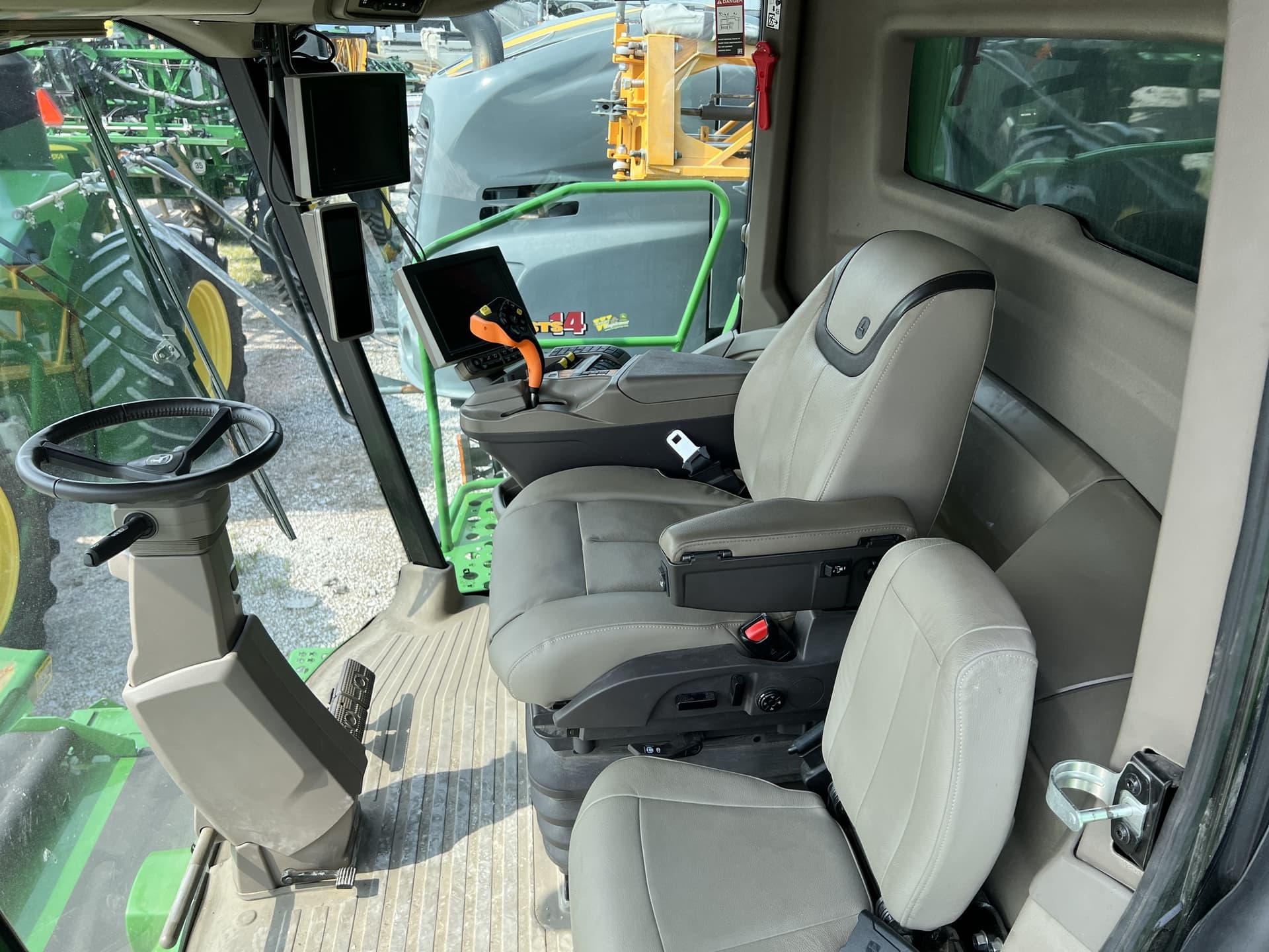 2022 John Deere X9 1000 Image