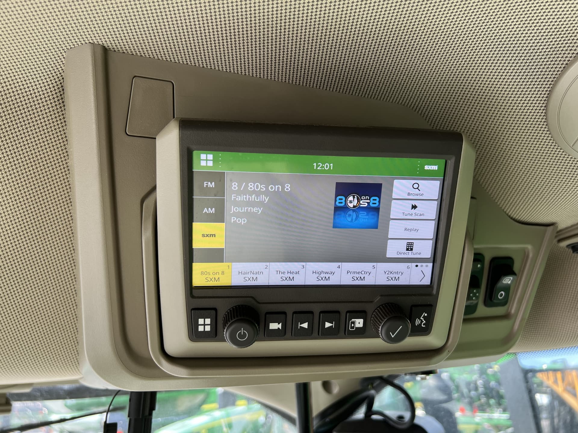 2022 John Deere X9 1000 Image