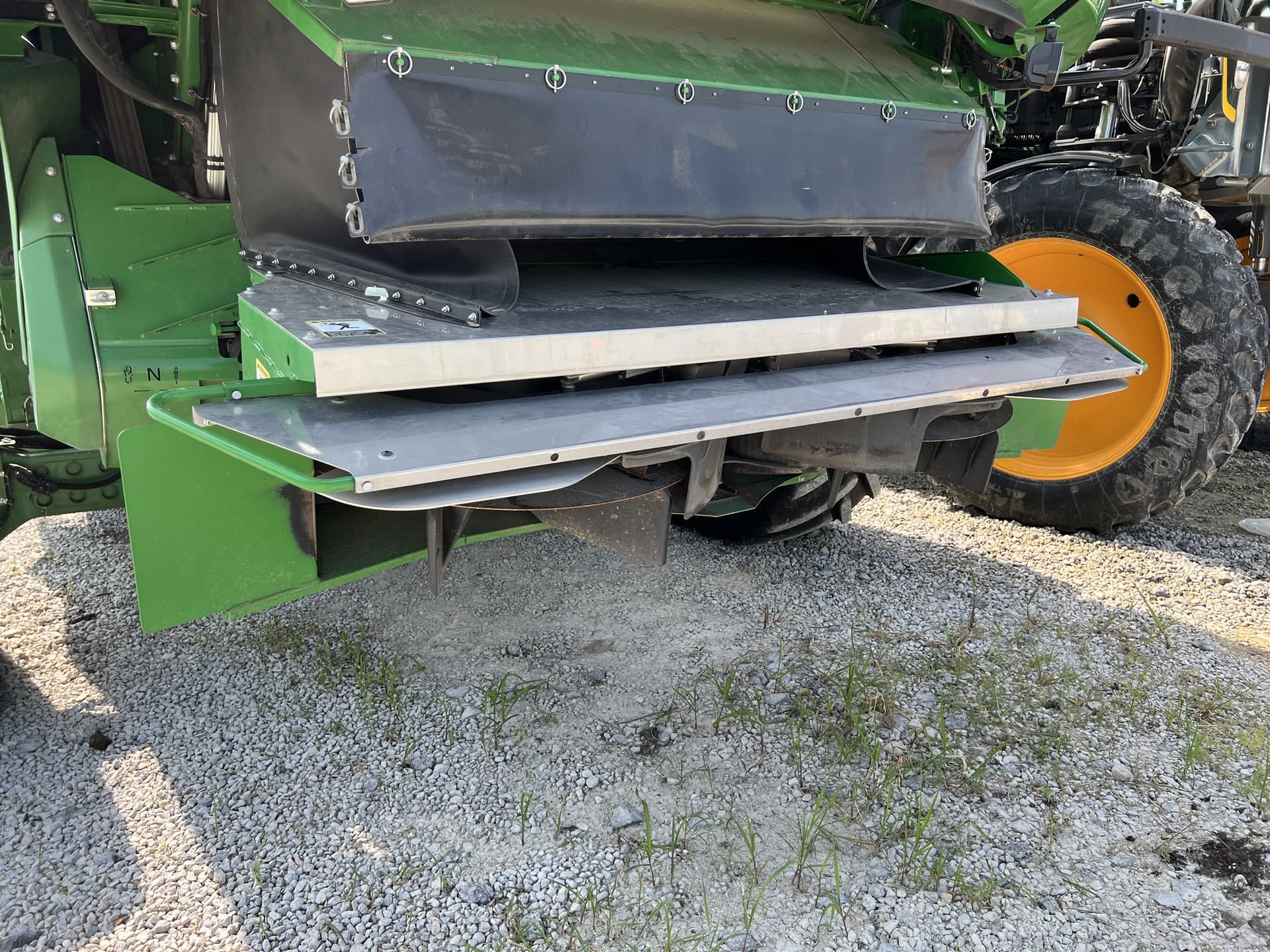 2022 John Deere X9 1000 Image