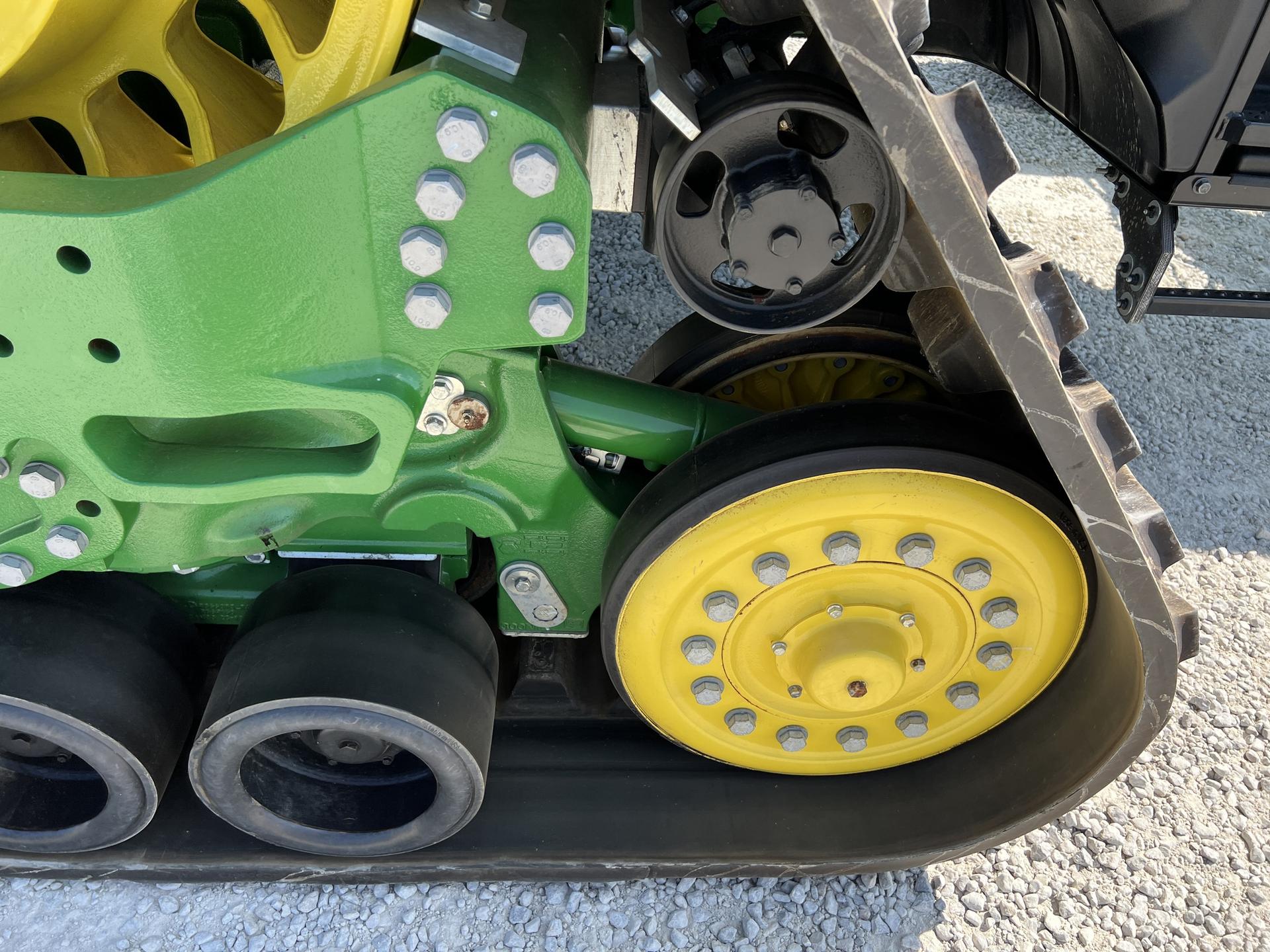 2021 John Deere 8RX 370