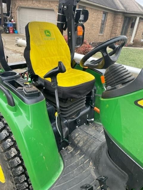 2022 John Deere 3046R