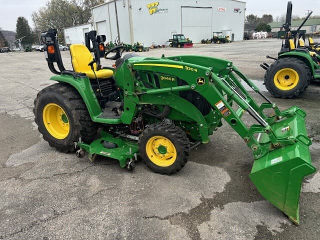 2022 John Deere 3046R