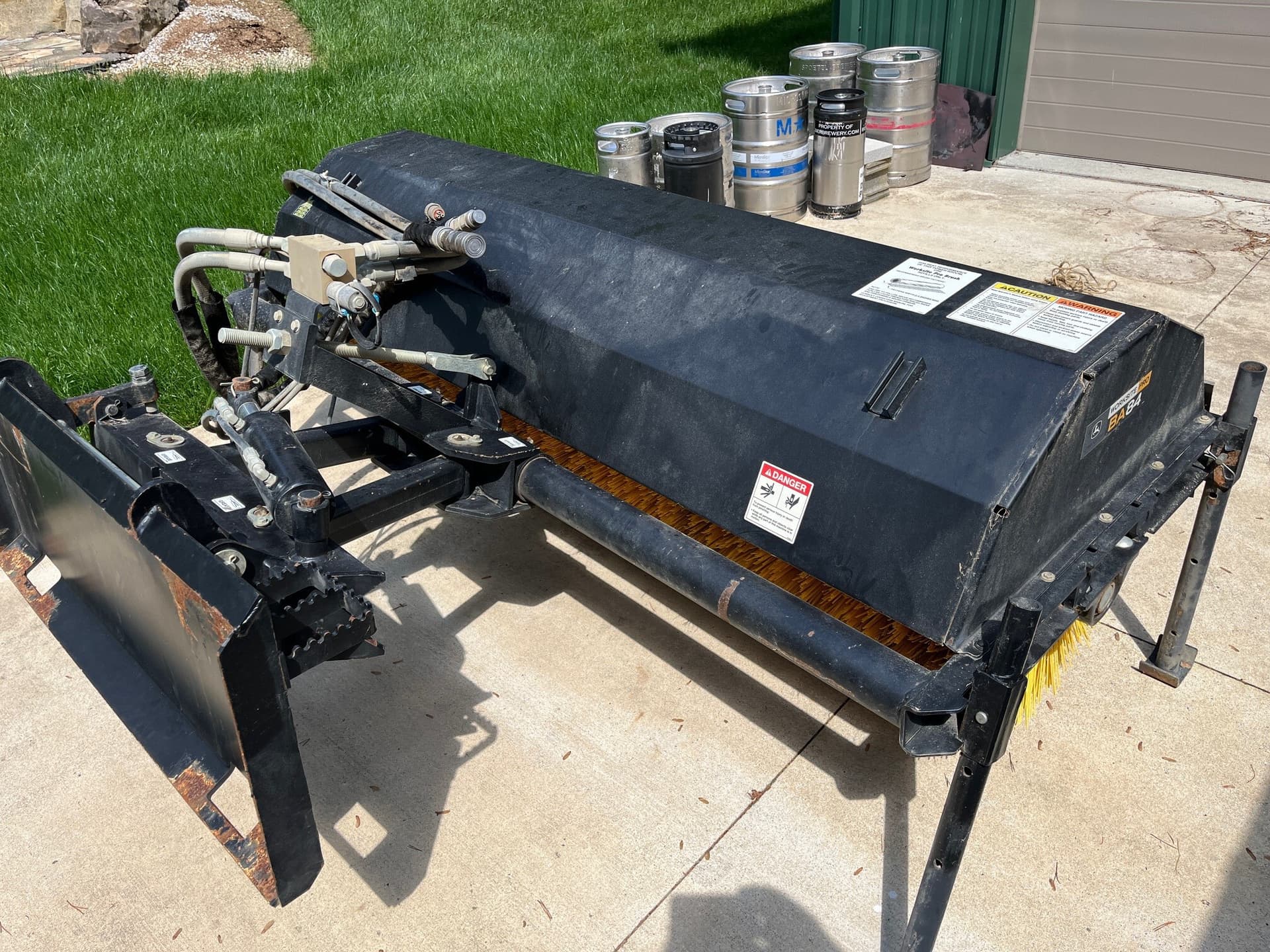 2015 John Deere BA84 Image