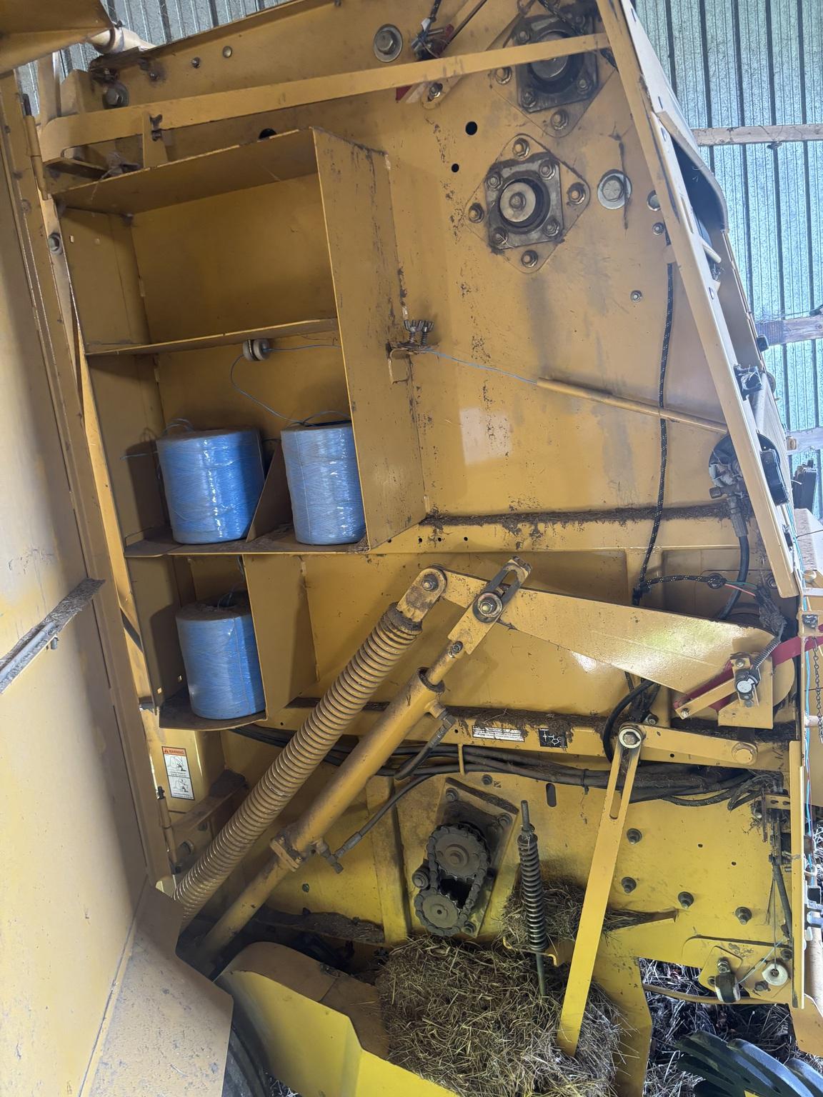 2005 Vermeer 555XL Image