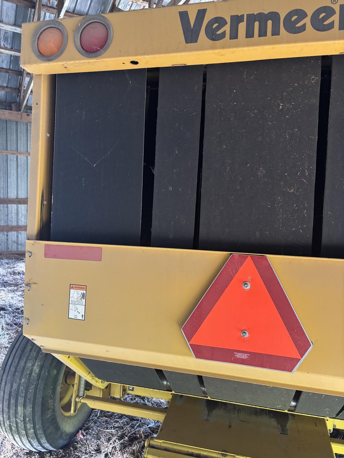 2005 Vermeer 555XL Image