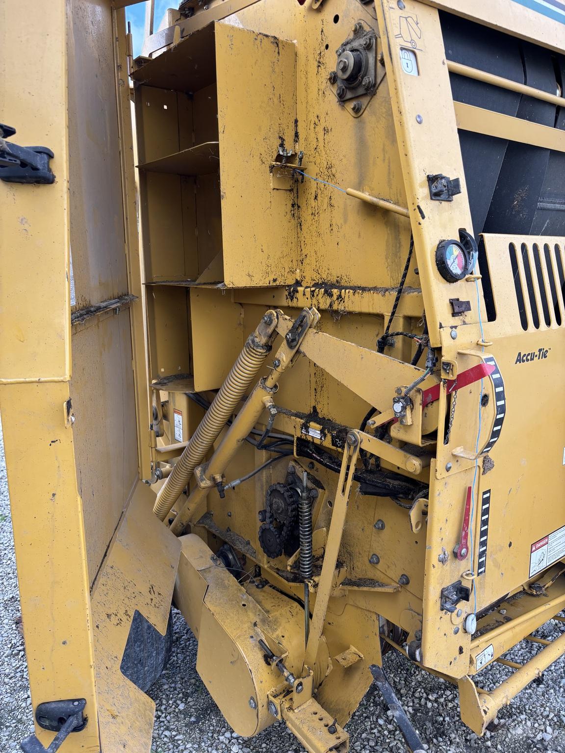 2005 Vermeer 555XL Image
