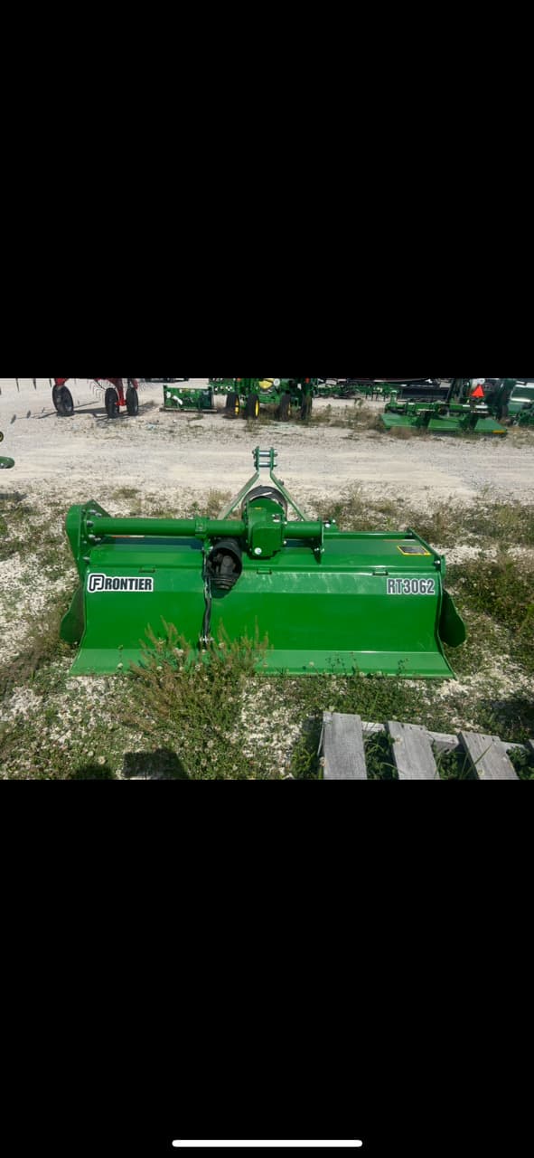 2022 Frontier RT3062 Image
