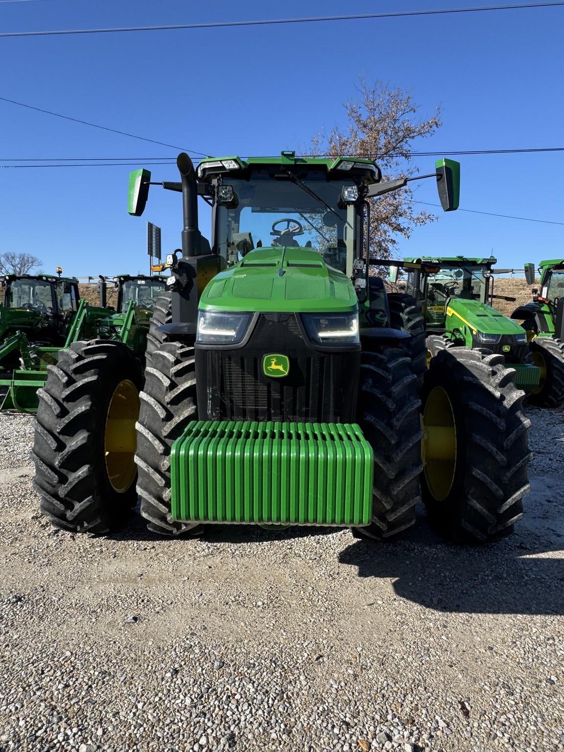 2022 John Deere 8R 310 Image