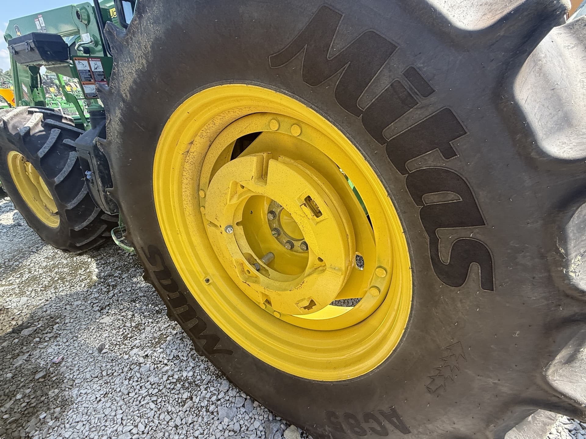 2024 John Deere 6105E Cab Image