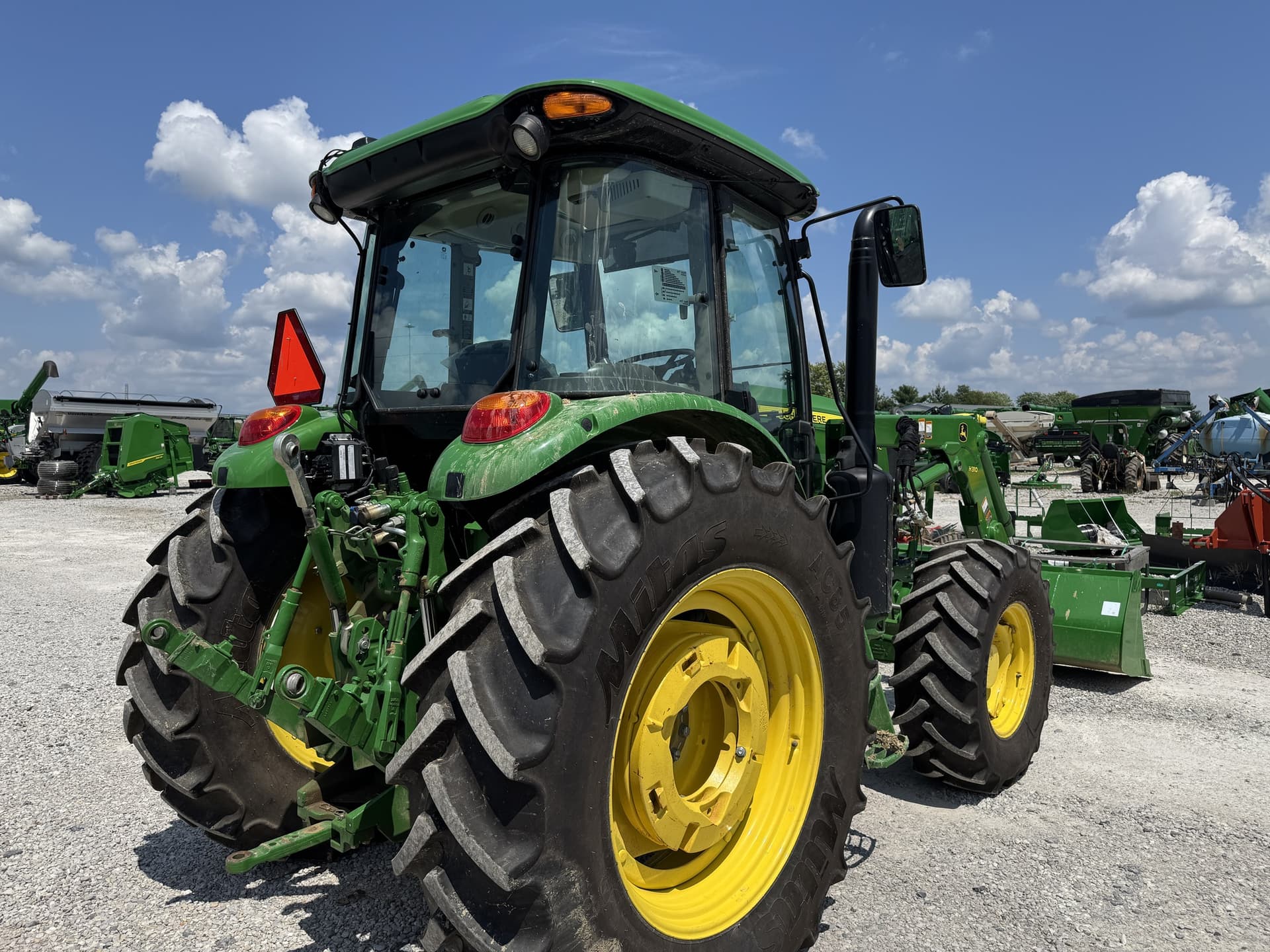 2024 John Deere 6105E Cab Image