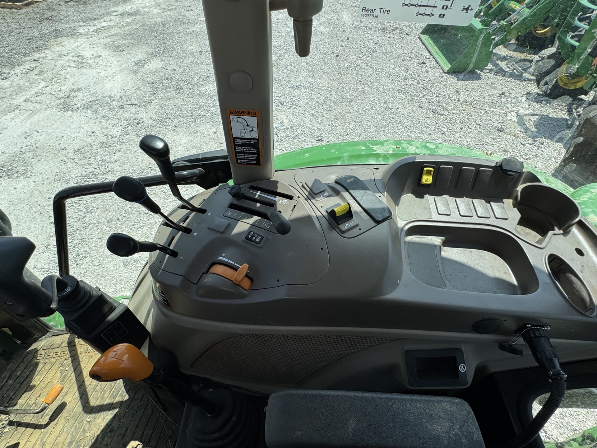 2024 John Deere 6105E Cab Image