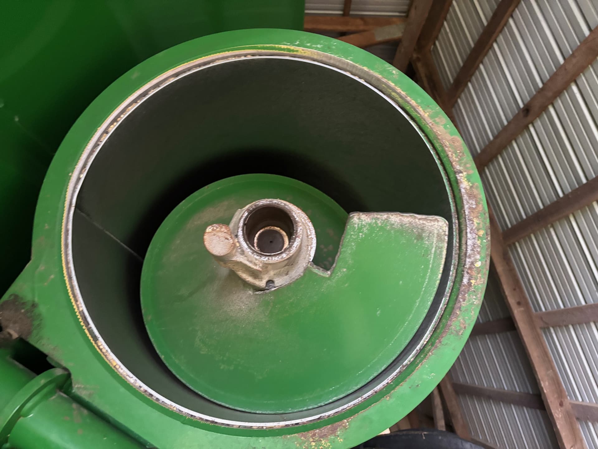 2016 Brent 1082 Image