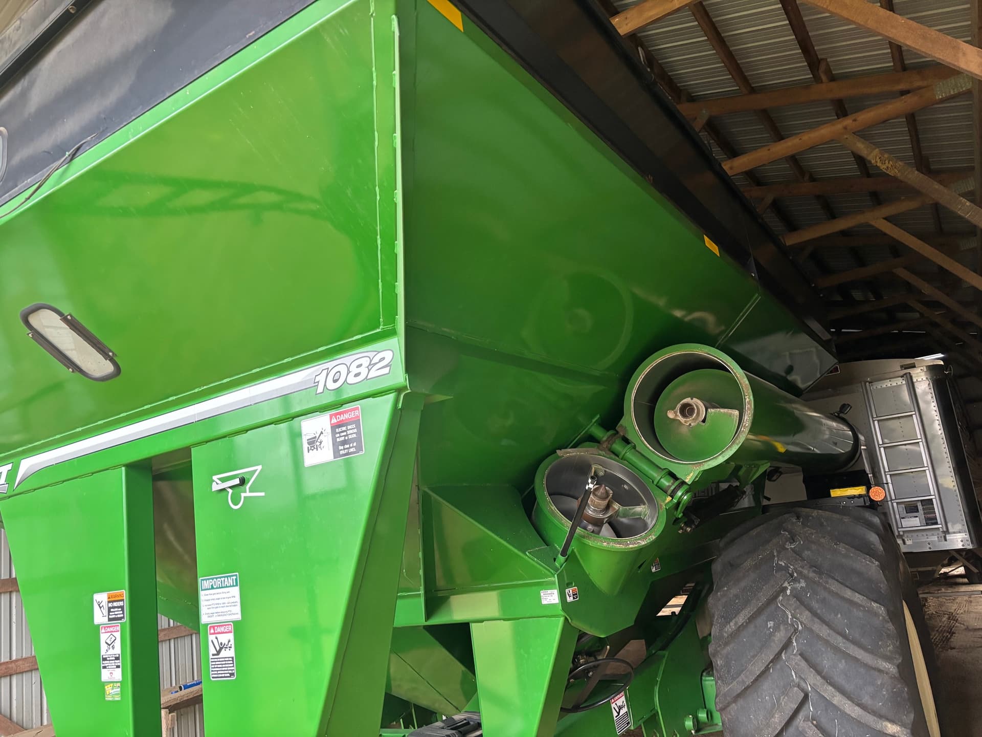 2016 Brent 1082 Image