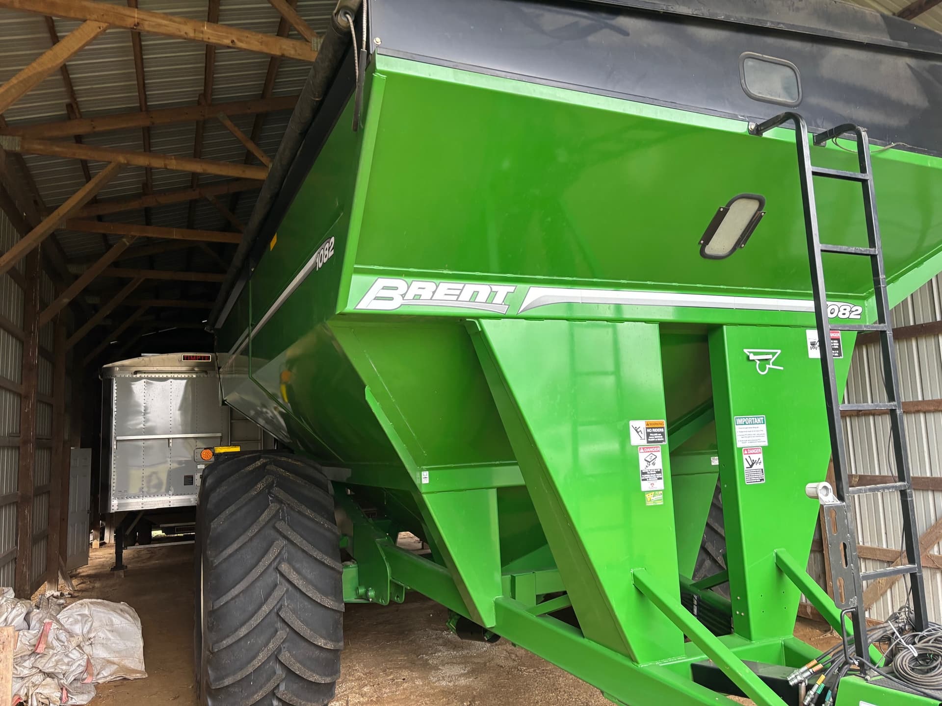 2016 Brent 1082 Image