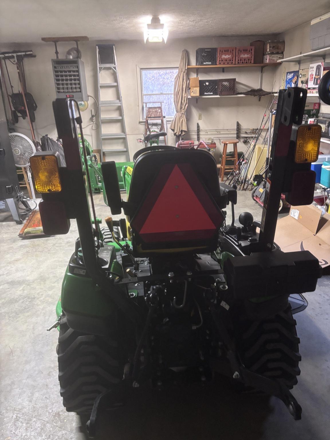 2019 John Deere 1025R Image