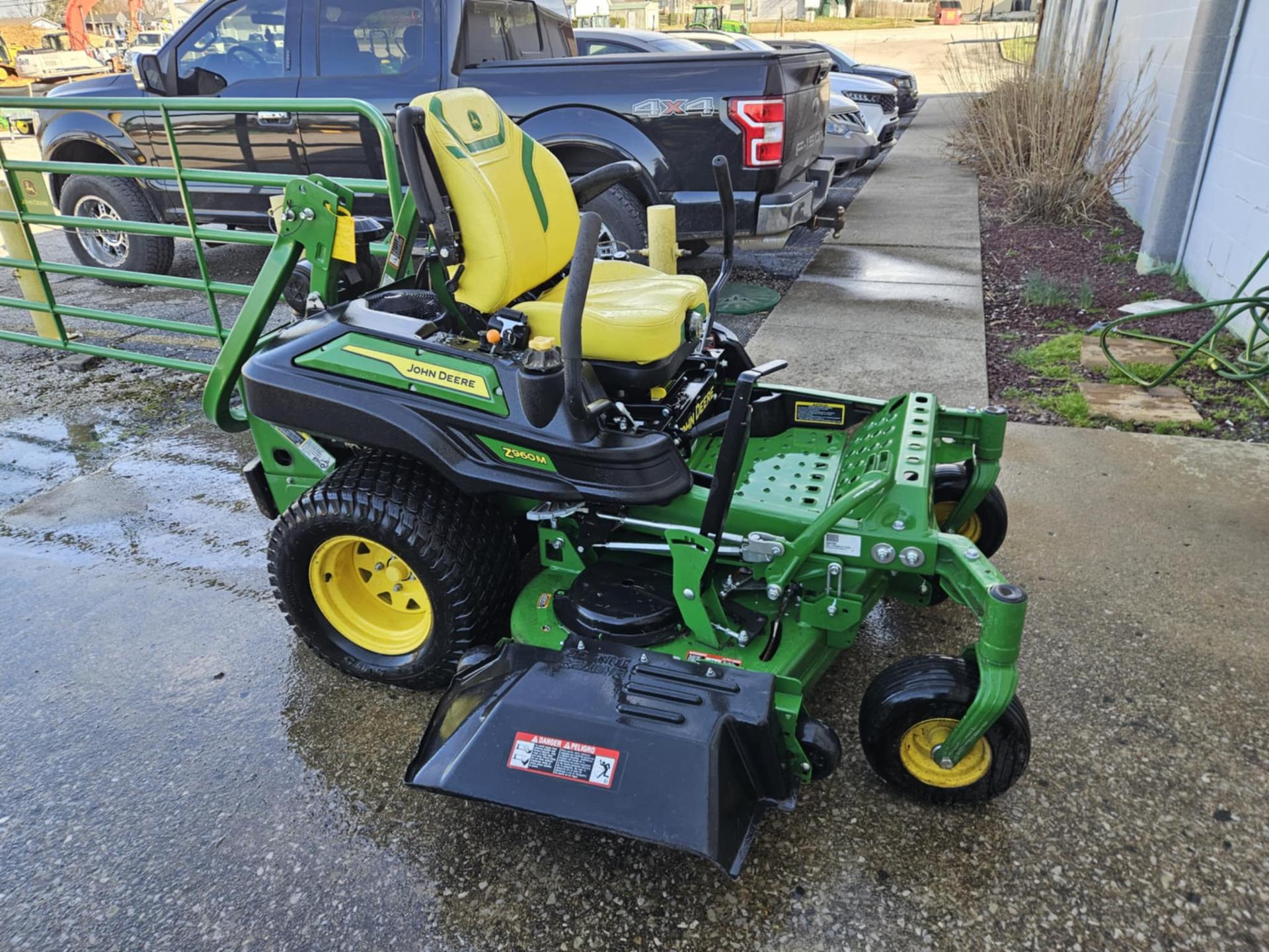 2023 John Deere Z960M Image