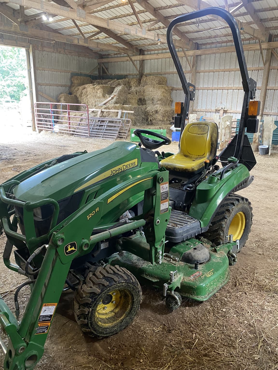 2021 John Deere 1023E Image