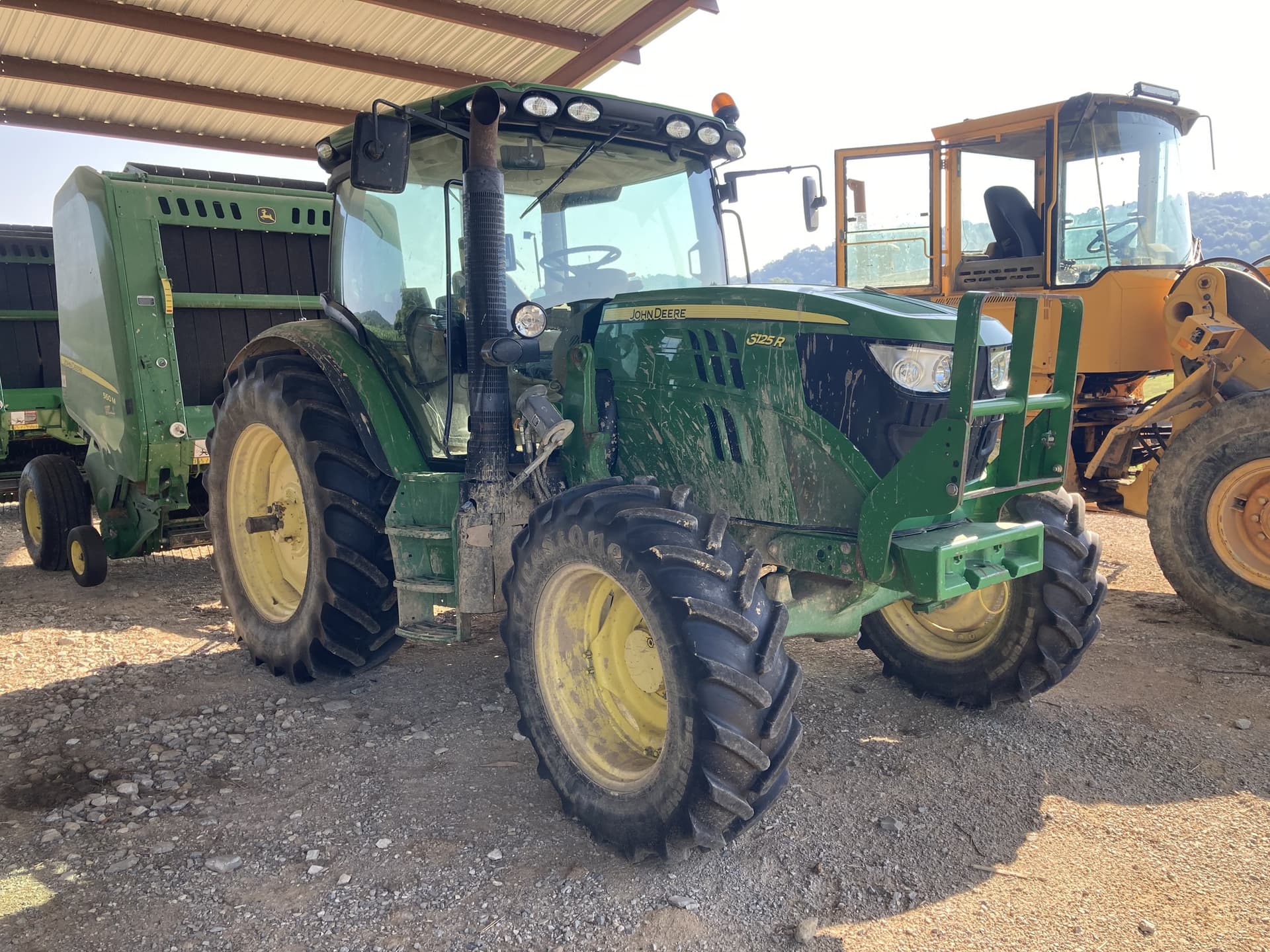 2012 John Deere 6125R Image