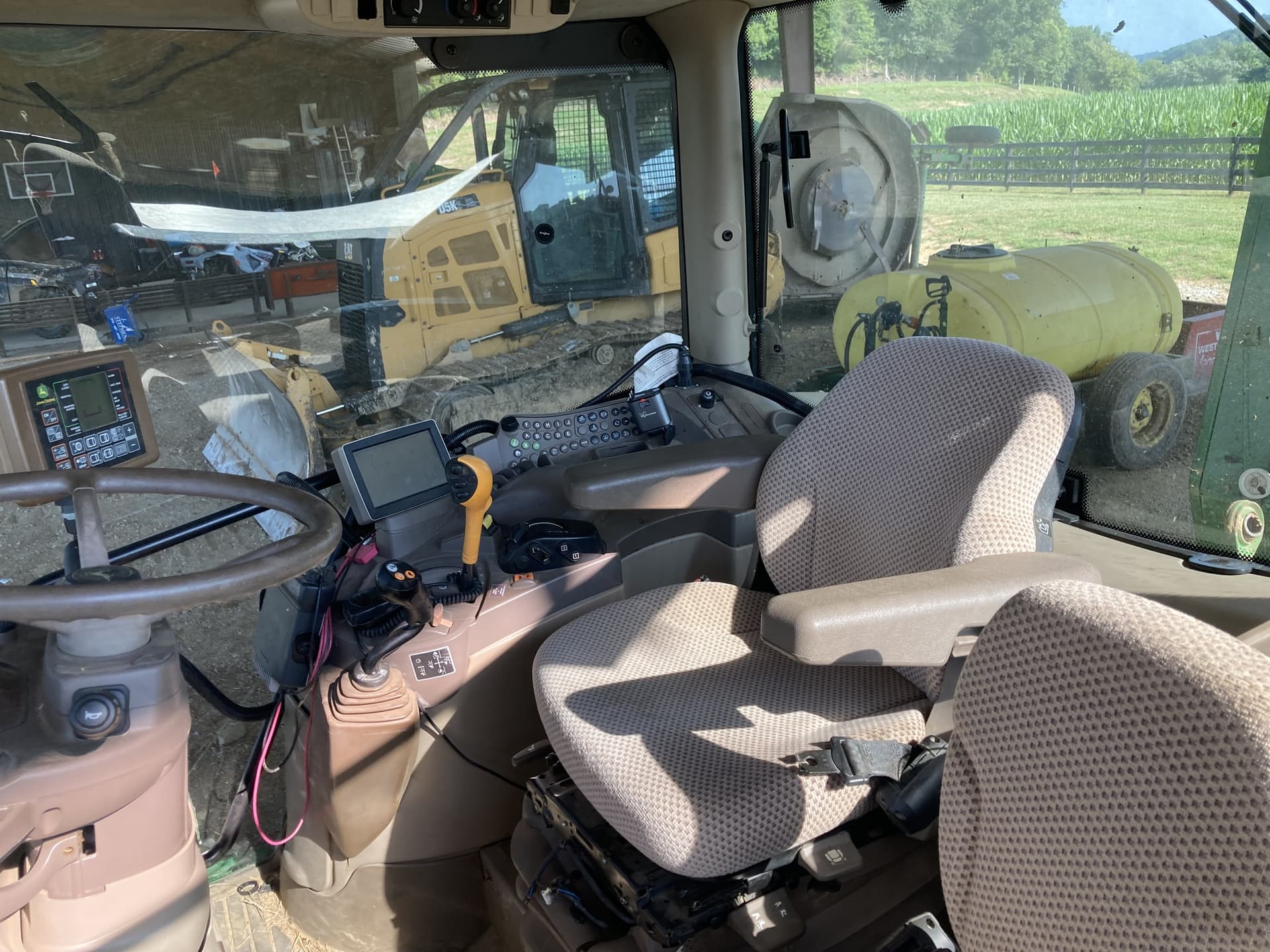 2012 John Deere 6125R Image