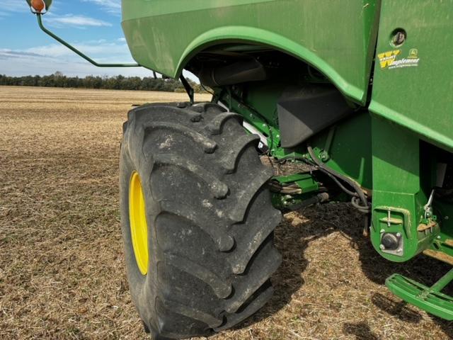 2017 John Deere S680