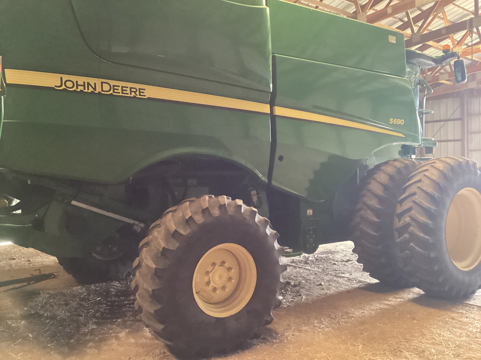 2012 John Deere S690 Image