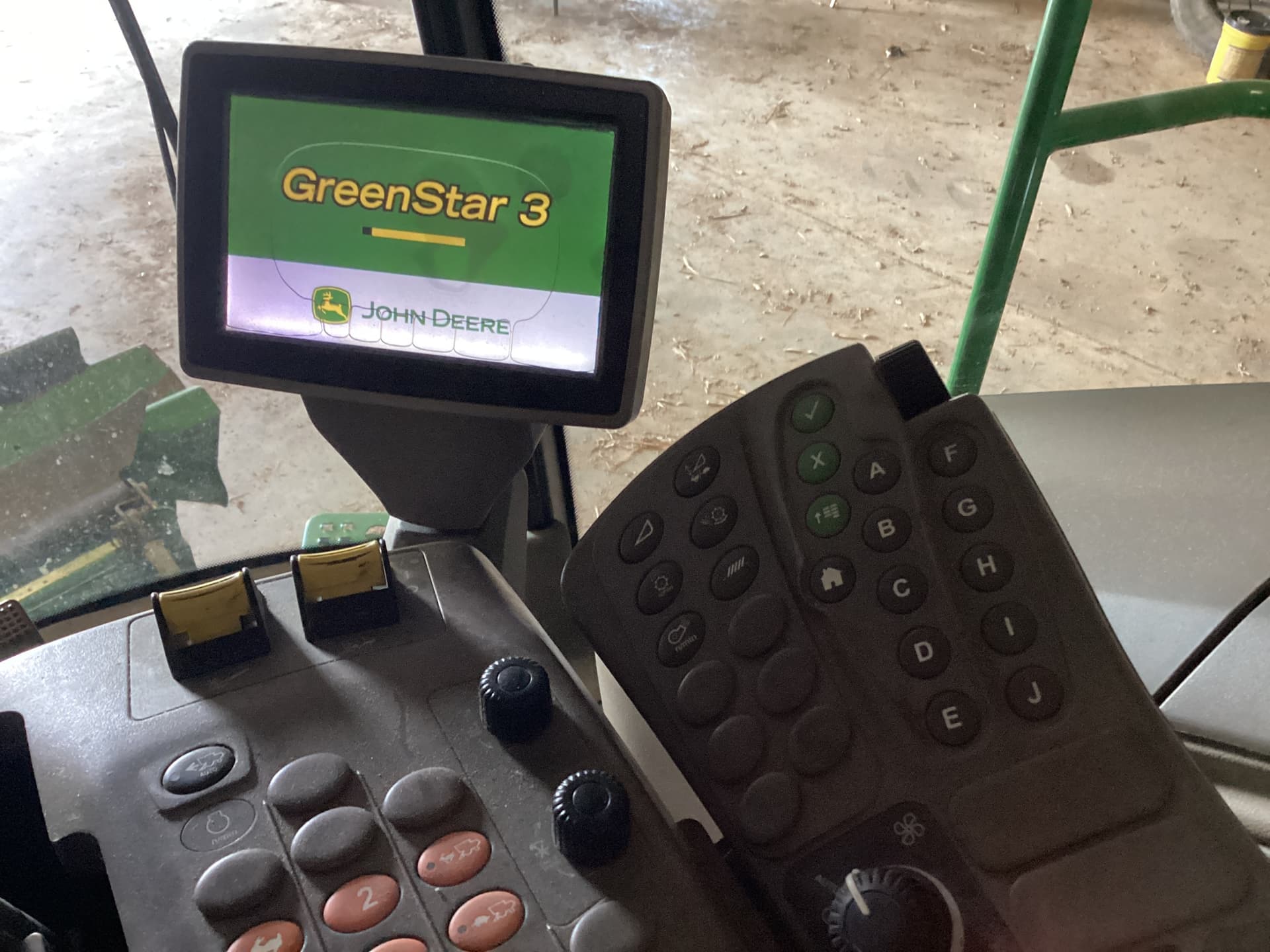 2012 John Deere S690 Image