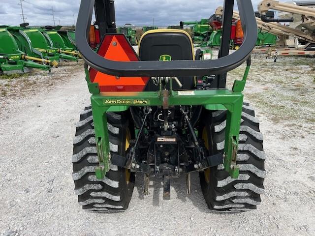 2010 John Deere 2520