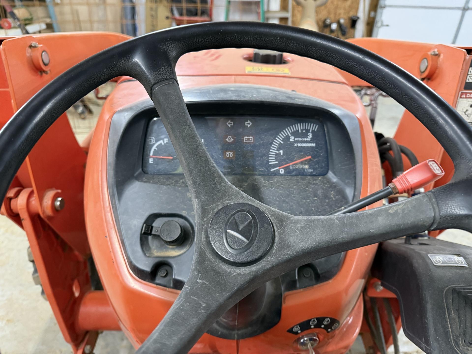 2014 Kubota MX5100 Image
