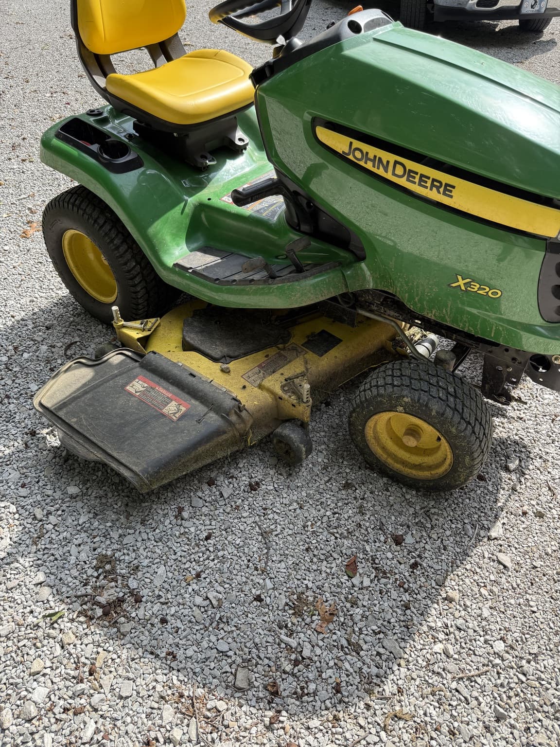 2014 John Deere X320 Image
