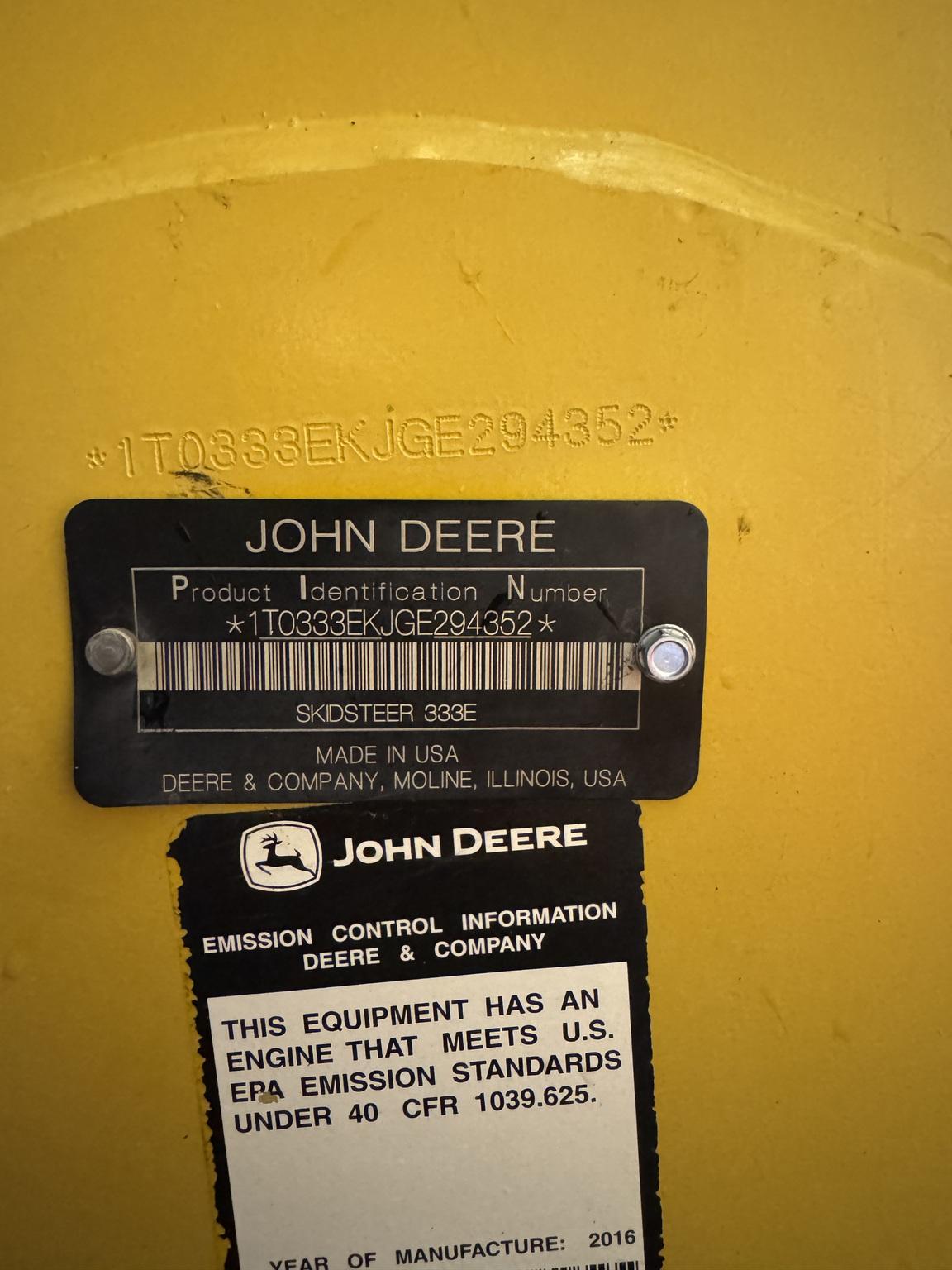 2016 John Deere 333E Image