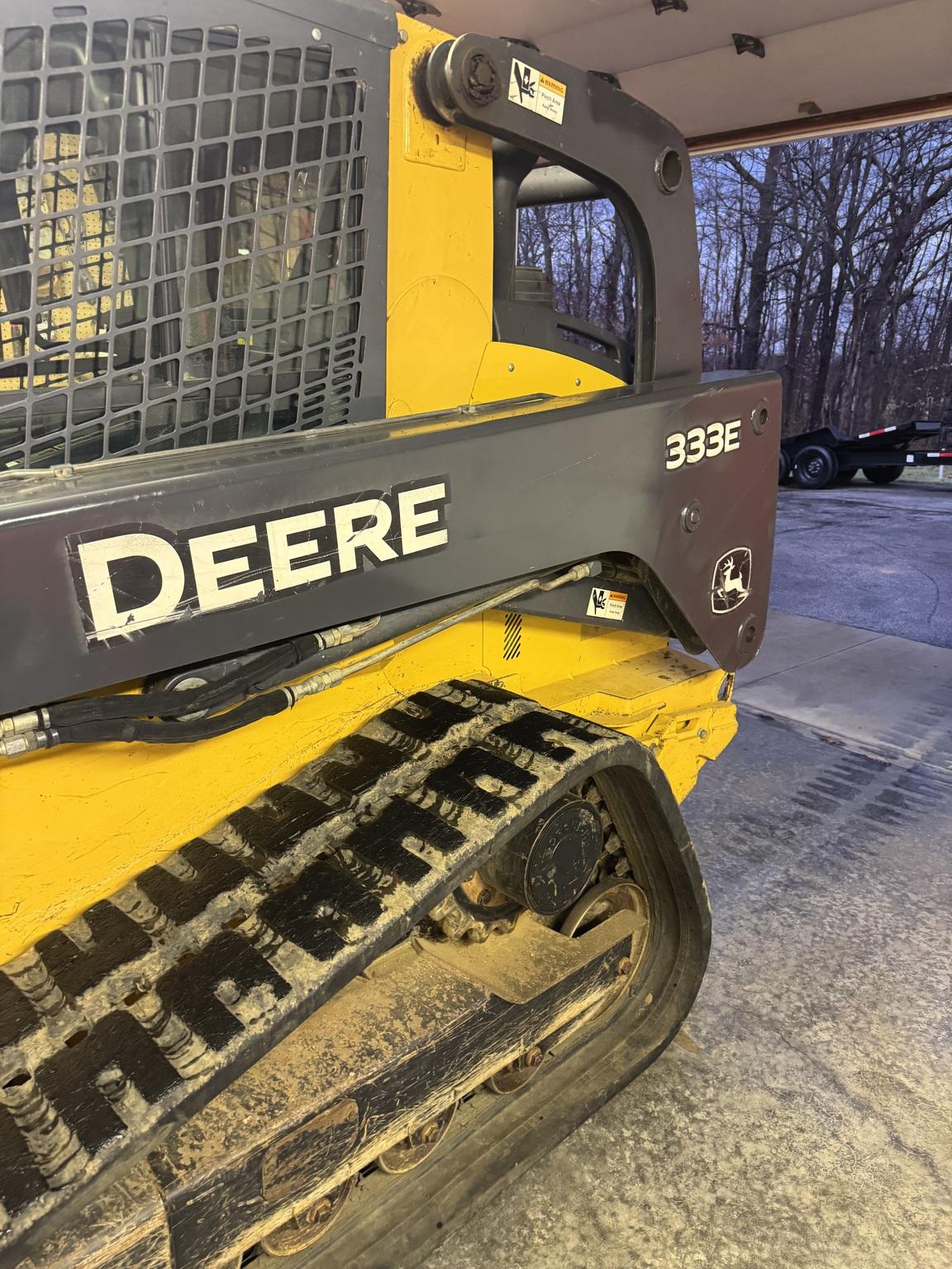 2016 John Deere 333E Image