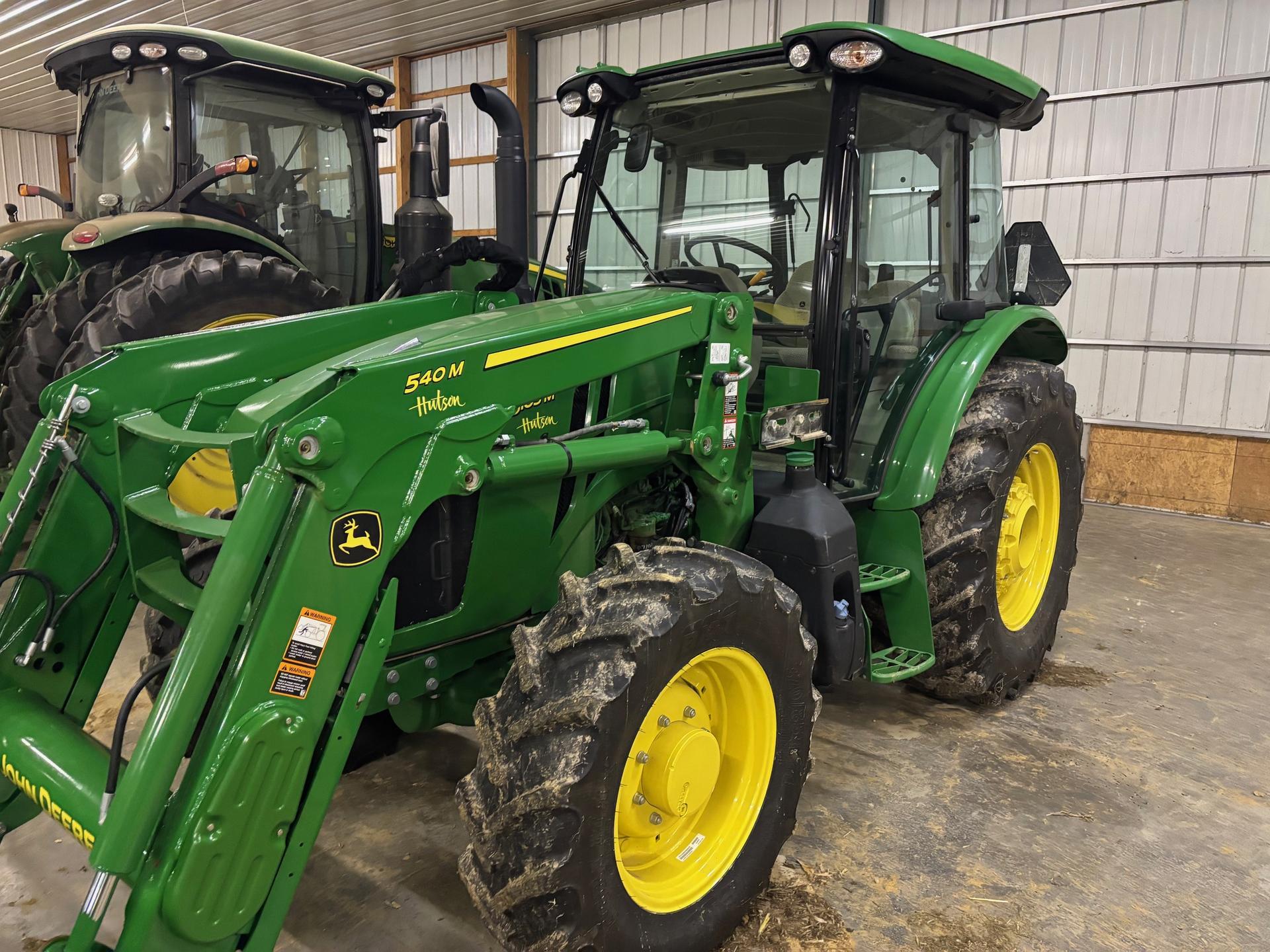 2023 John Deere 5105M Image