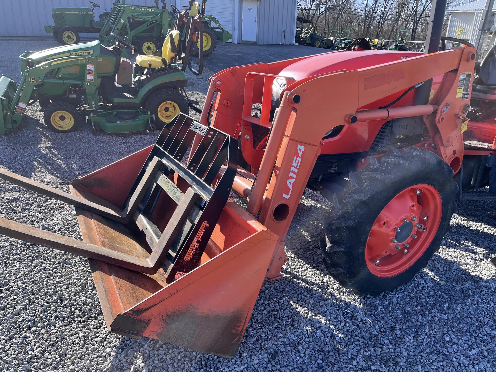 2013 Kubota M6060 Image