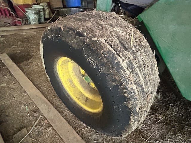 2011 John Deere 568 Image