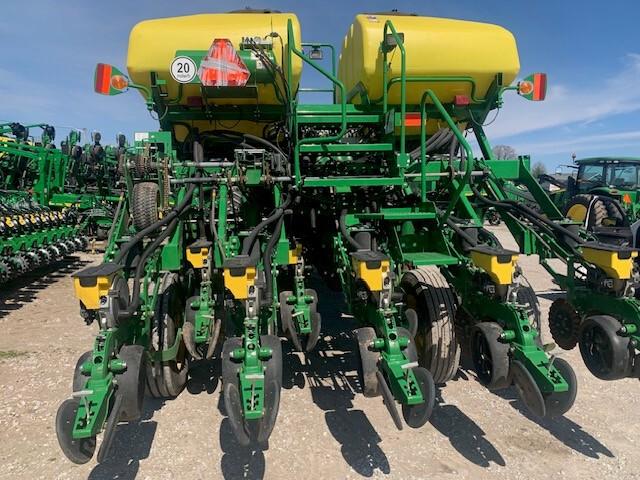 2021 John Deere 1795 Image