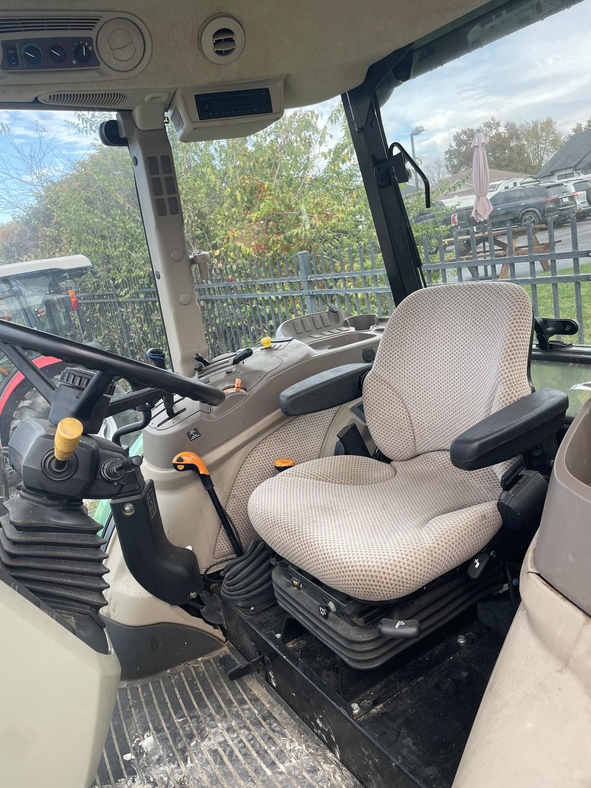 2019 John Deere 5100E Image